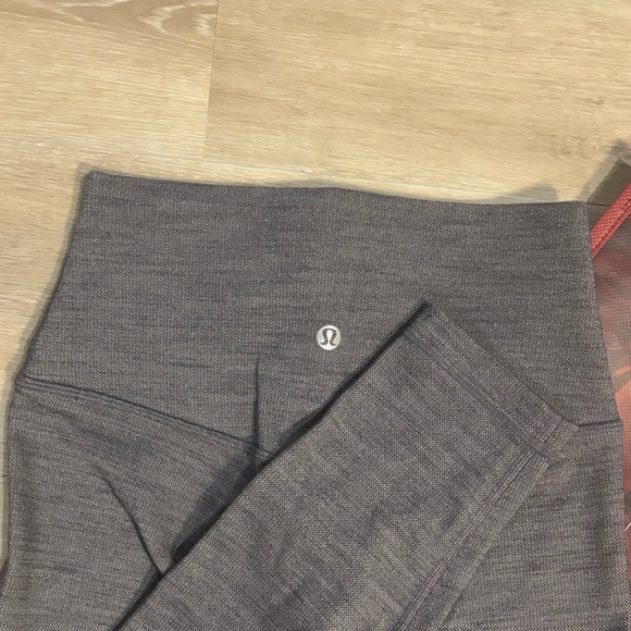 LULULEMON LEGGINGS 🩶 - Picture 4 of 6